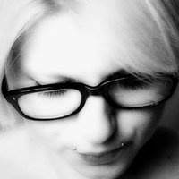 Shenni Suicide Nude